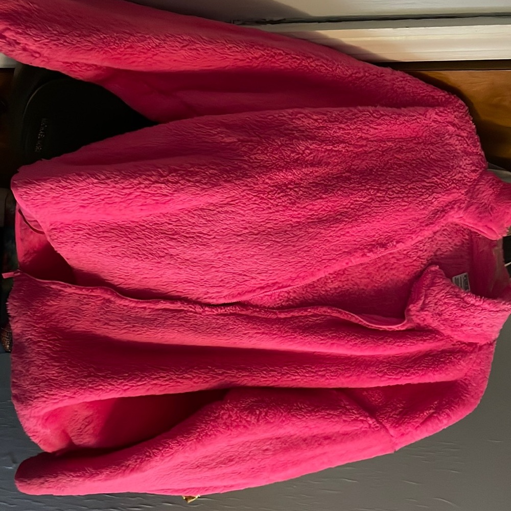 Brand : PINK.  fleece zip up jacket . Never worn
